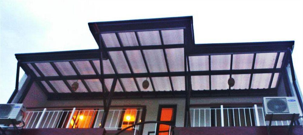 Balay De La Rama Bed & Breakfast Legazpi Esterno foto